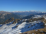 Blick über das Eisacktal zu den Zillertaler Alpen