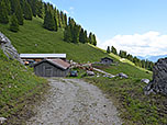 An der Neuhüttenalm biegen wir rechts ab