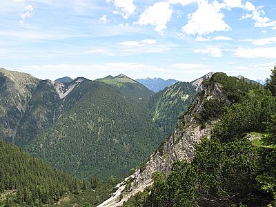 Ausblicke in die Ammergauer Bergwelt