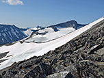 Blick über den Svellnosbrean zum Tverratindan