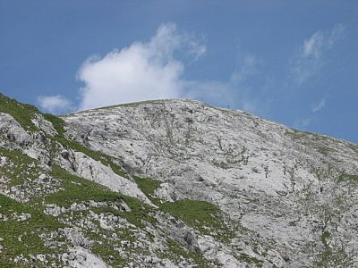 Das Gipfelkreuz ist nun erkennbar