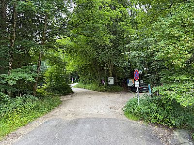 Los gehts am Wanderparkplatz Hintergschwendt