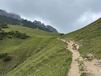 Wir wandern zum Sultensattel hinauf...
