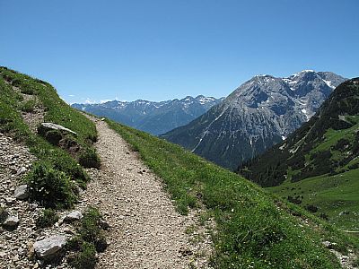 ...mit ständigem Blick zur Hohen Munde