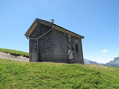 An der Erinnerungshütte