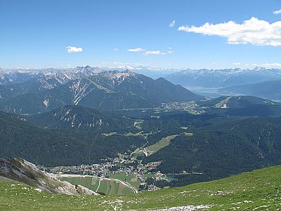 Rechts hinten liegt Seefeld