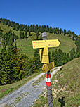 Hier biegen wir rechts ab, ...