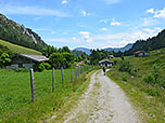 ...treffen wir auf einen Wirtschaftsweg