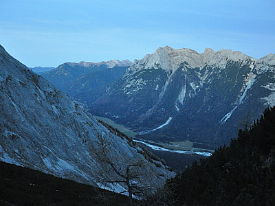 durch die Hassellähne.