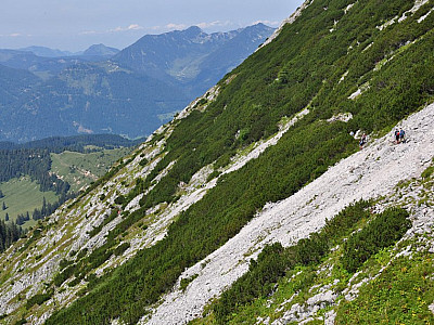 vor der Querung zurück zum Törlecksattel...