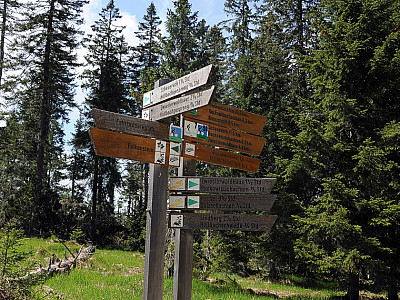 Wegweiser am Falkenstein Schutzhaus