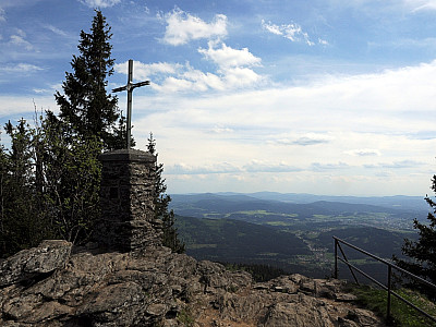 Das Gipfelkreuz des Großen Falkenstein