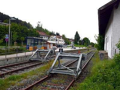 ... zurück nach Lam und weiter zum Bahnhof