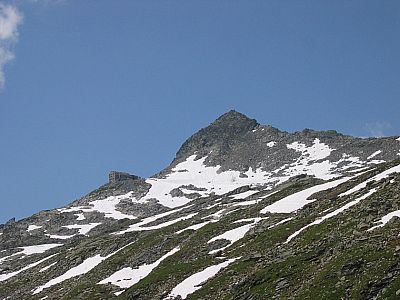 ...zur Neuen Prager Hütte