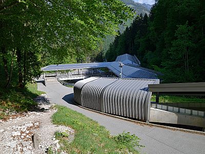 ... kommen wir am Start der BOB-Bahn vorbei