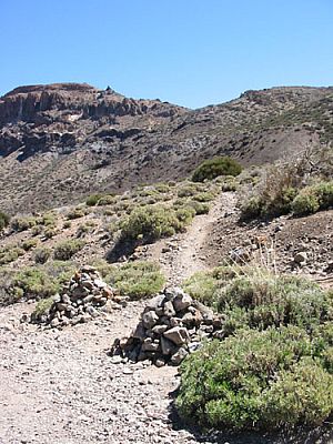 Stoanamandl zeigen den Weg zum Sattel