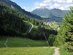... bevor wir über die Skipiste und...