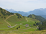 Blick hinunter zur Grießenbodenalm