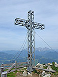 Das Gipfelkreuz auf der Henne