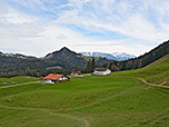 Blick über die Laglerhütte zum Kaisergebirge