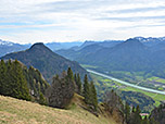 Blick zum Kranzhorn und auf das südliche Inntal