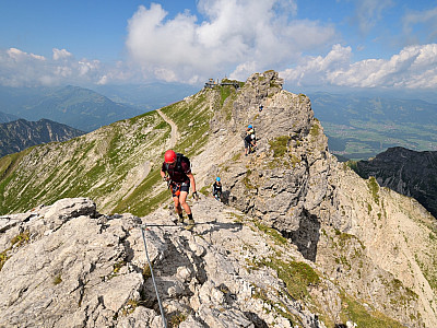 Der Blick über den Grat zurück zum Nebelhorn