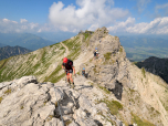Der Blick über den Grat zurück zum Nebelhorn
