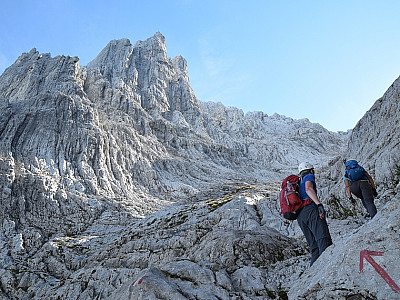 Mit zunehmender Höhe wird der Steig leichter