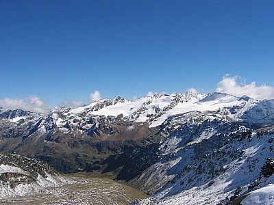 Am Madritschjoch eröffnet sich einem...