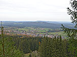 Blick hinunter auf Bad Kohlgrub