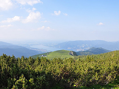 Blick zum Tegernsee und Hirschberghaus