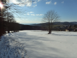 Die schneebedeckten Wiesen vor Loderwinkel