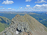 Blick über die Sarntaler Nachbarschaft zu den Dolomiten