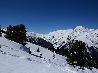 Der Blick reicht tief in den Truppenübungsplatz Lizum-Walchen