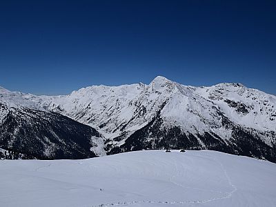 Der Malgrübler auf der gegenüberliegenden Talseite