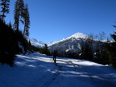 Der Ausblick auf den 2479 Meter hohen Mölserberg