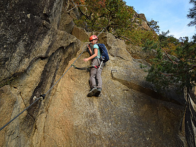 Kleine Leute müssen sich hier lang machen ...