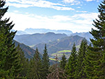 ...und gibt den Blick zum Kaisergebirge frei