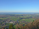Blick von der Schnappenkirche zum Chiemsee