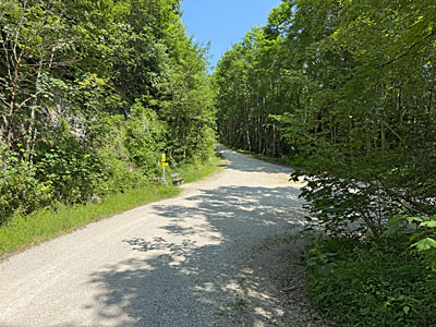 ...und folgen der gut beschilderten Route...