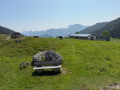 Rastbank am Aussichtspunkt