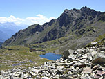 Blick zurück zum Tiefrastensee und zur Hütte
