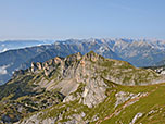 Dalfazer Wände mit Karwendel im Hintergrund