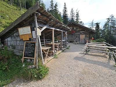 Die malerisch gelegene Schärtenalm