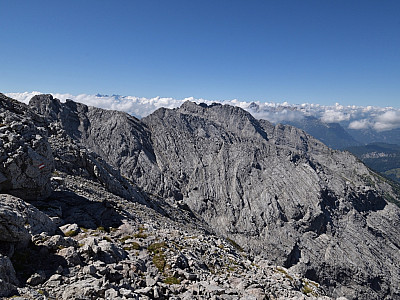 Der Blick vom Grat Richtung Südwesten