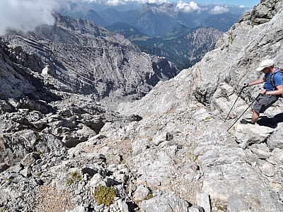 Der Abstieg ins Ofental hat es in sich