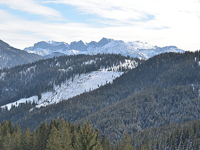 Im Südosten zeigt sich das Rofangebirge