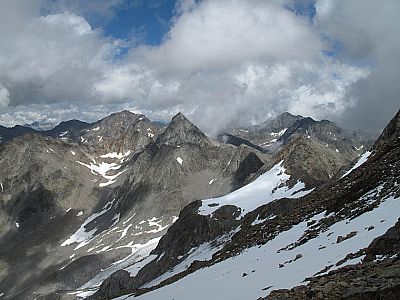 In der Bildmitte zeigt sich der Glödis