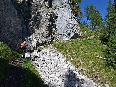 Wir queren ein Stück nach Westen ...