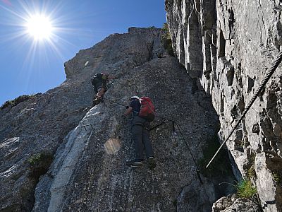 Bevor es abermals recht ausgesetzt bergauf geht.
